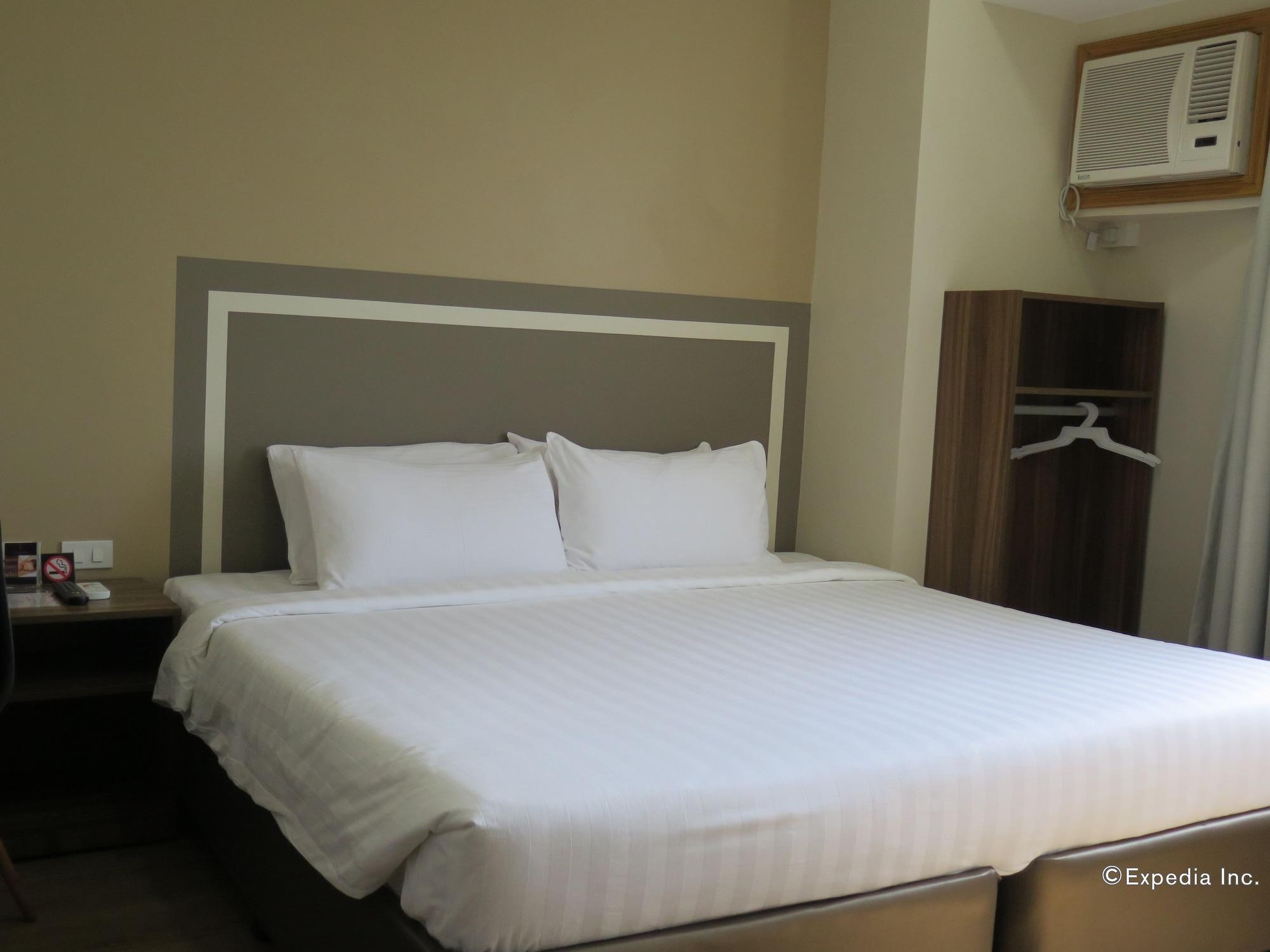 S Hotel & Residences Cebu Екстер'єр фото